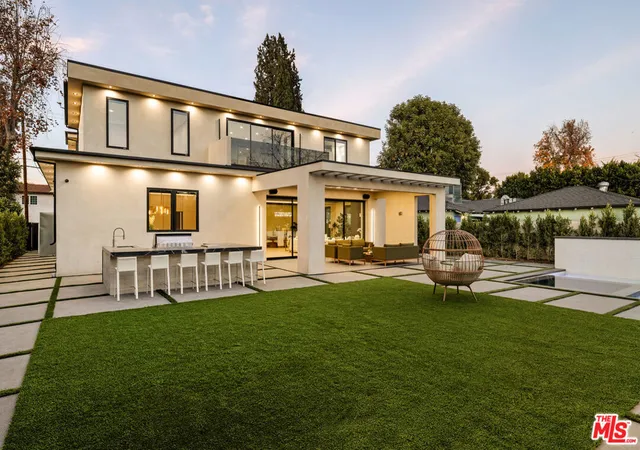 Homes for sale in Sherman Oaks, CA | 12952 Huston St, Sherman Oaks, CA 91423 | MLS# 26648173