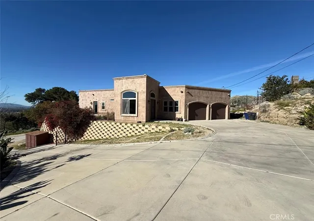 Photo 2 of Single family home for sale at 3000 Galaxie Hts, Riverside, CA 92507 | MLS# PW26027509 | Listing updated on 2026-09-26