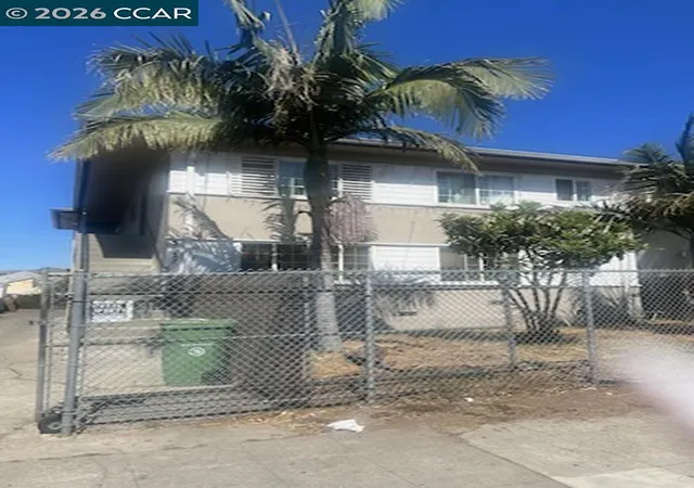 Photo 3 of Sale Pending at 1517 51st Avenue, Oakland, CA 94601 | MLS# 41123180 | Listing updated on 2026-03-13