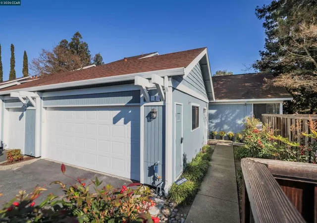 Photo 1 of Sale Pending at 2 Donegal Way, Martinez, CA 94553 | MLS# 41123182 | Listing updated on 2026-03-13