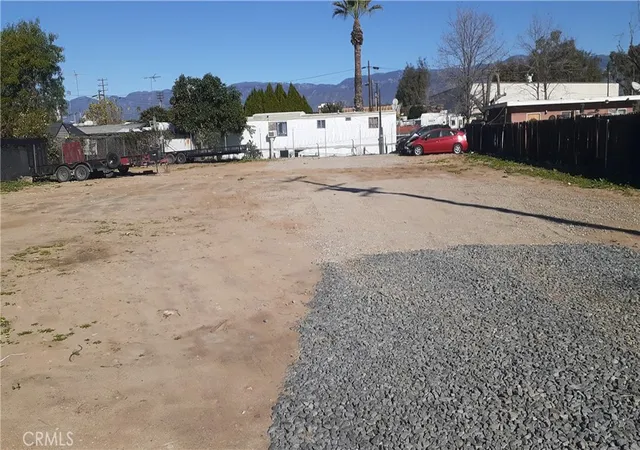 Photo 3 of Land for sale at 416 Oak St, San Bernardino, CA 92401 | MLS# DW26026823 | Listing updated on 2026-02-06