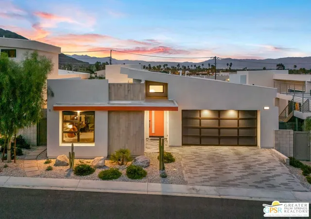 Photo 1 of Sale Pending at 190 Obsidian Loop, Palm Springs, CA 92264 | MLS# 26648181PS | Listing updated on 2026-04-21