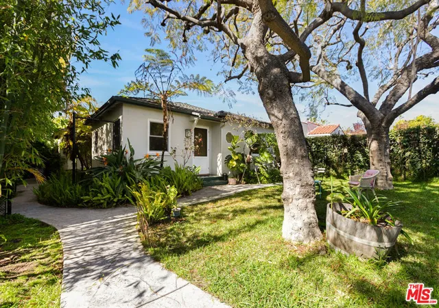 Homes for sale in Santa Monica, CA | 1453 Centinela Ave, Santa Monica, CA 90404 | MLS# 26648461
