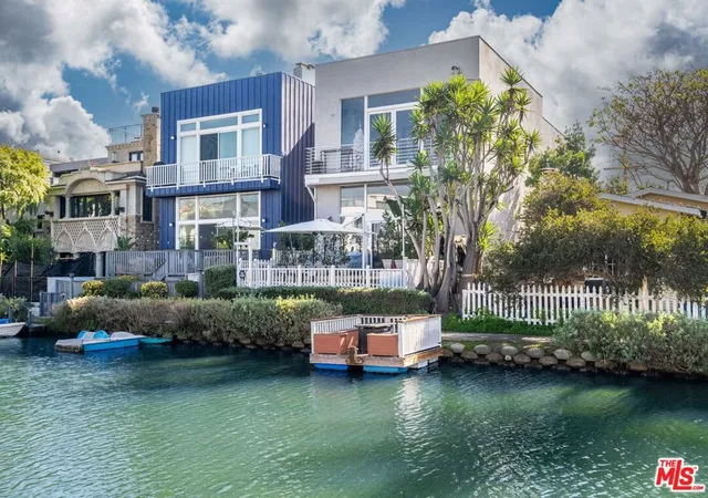 2nd image of 224 Linnie Canal, Venice, CA 90291 | MLS# 26648521