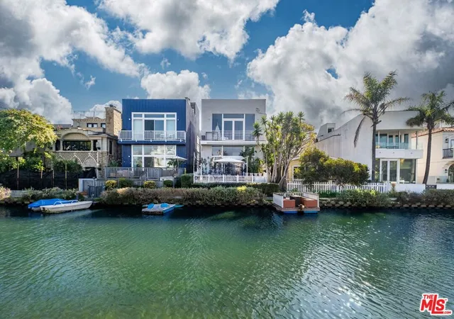 3rd image of 224 Linnie Canal, Venice, CA 90291 | MLS# 26648521