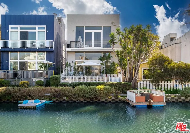4th image of 224 Linnie Canal, Venice, CA 90291 | MLS# 26648521