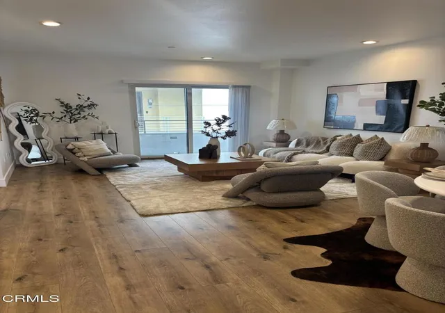 5th image of 239 S Marengo Ave #303, Pasadena, CA 91101 | MLS# P1-25751