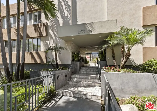 Homes for sale in West Hollywood, CA | 1233 N Laurel Ave #103, West Hollywood, CA 90046 | MLS# 26646793