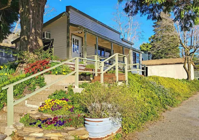 Photo 4 of Single family home for sale at 2617 C St, Julian, CA 92036 | MLS# 260003000SD | Listing updated on 2026-09-30