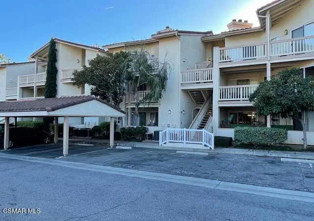 Homes for sale in Oak Park, CA | 5744 Oak Bend Ln #305, Oak Park, CA 91377 | MLS# 226000596