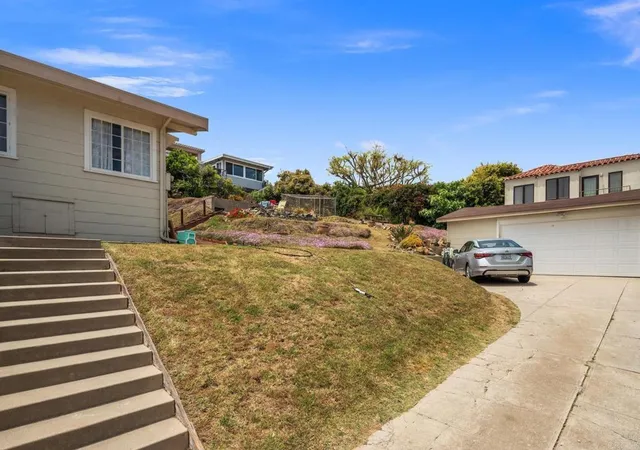 75th image of 3226 Lucinda St, San Diego, CA 92106 | MLS# PTP2600988