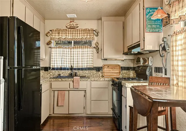 2nd image of 1256 Grass Valley, Lake Arrowhead, CA 92352 | MLS# IG26028169
