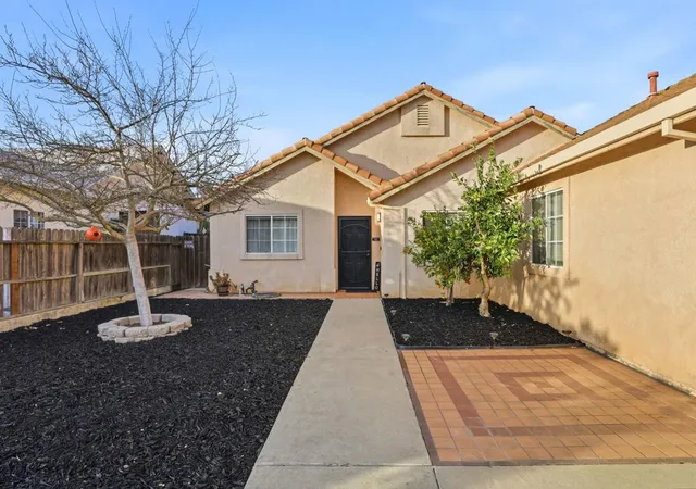 Homes for sale in Galt, CA | 799 Morgans Ranch Cir, Galt, CA 95632 | MLS# 41123287