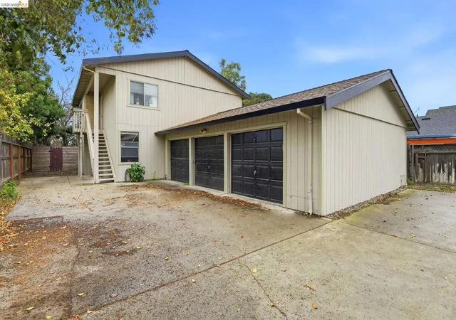 Homes for sale in Livermore, CA | 2155 2155 Chestnut St, Livermore, CA 94551 | MLS# 41123293