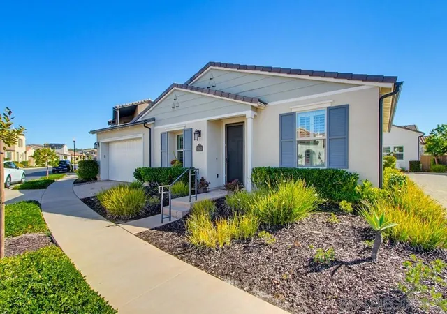 Photo 4 of Sale Pending at 7951 Lusardi Crk Ln, San Diego, CA 92127 | MLS# 260003023SD | Listing updated on 2026-07-13