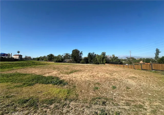 2nd image of 0 Vista Grande Wy, Grand Terrace, CA 92313 | MLS# IV26028331