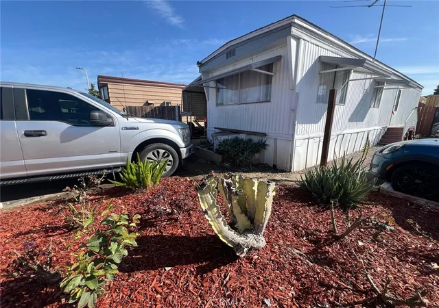 4th image of 2191 Harbor Blvd #75, Costa Mesa, CA 92627 | MLS# PW26028394