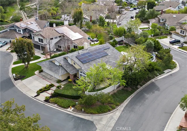 Photo 3 of Sale Pending at 2 Shadyside, Trabuco Canyon, CA 92679 | MLS# OC26015484 | Listing updated on 2026-10-12