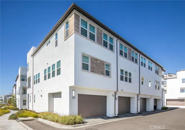 2nd image of 2739 Everly Dr, San Diego, CA 92108 | MLS# TR26028082
