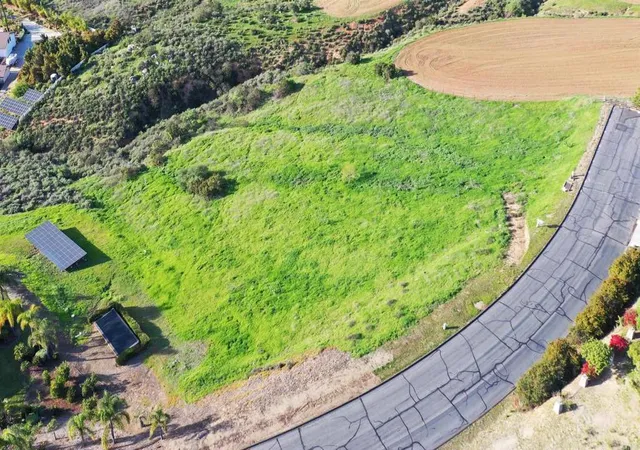 2nd image of 15223 Presilla Dr, Jamul, CA 91935 | MLS# PTP2600997
