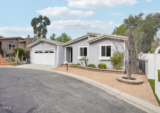 3rd image of 177 Little John Ct, Westlake Village, CA 91361 | MLS# V1-34552