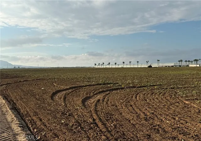 2nd image of 0 W Betteravia, Santa Maria, CA 93458 | MLS# SC26028191