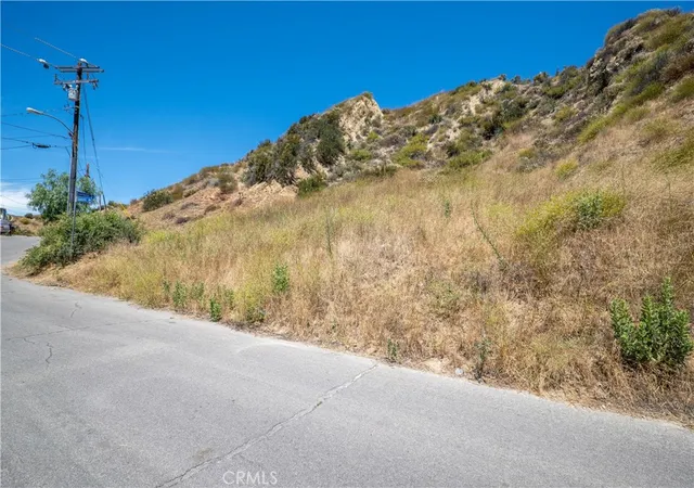 3rd image of 0 Ca Los Angeles County Val Verde, Castaic, CA 91384 | MLS# SR26028996