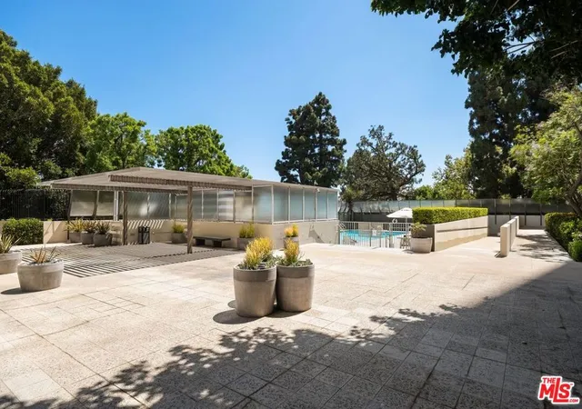 2nd image of 2220Th Ave Of The Stars, Los Angeles, CA 90067