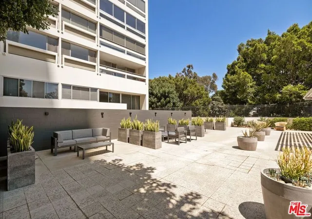 23rd image of 2220 Avenue Of The Stars #2203, Los Angeles, CA 90067 | MLS# 26649173