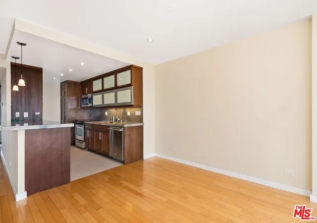 4th image of 2220 Avenue Of The Stars #2203, Los Angeles, CA 90067 | MLS# 26649173