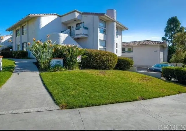 Homes for sale in Carlsbad, CA | 2306 Altisma Wy #213, Carlsbad, CA 92009 | MLS# NDP2601279
