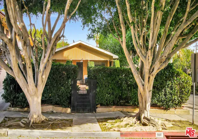 Homes for sale in West Hollywood, CA | 900 N Spaulding Ave, West Hollywood, CA 90046 | MLS# 26646749