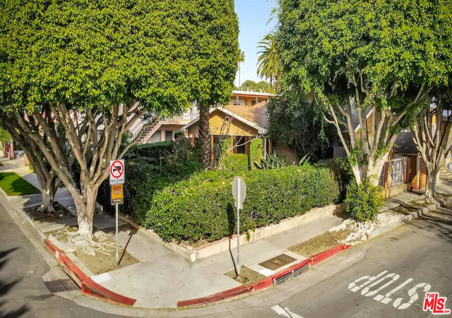 Homes for sale in West Hollywood, CA | 900 N Spaulding Ave, West Hollywood, CA 90046 | MLS# 26646749