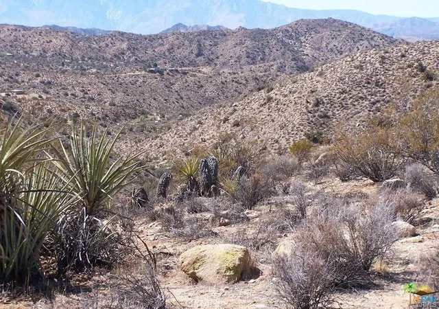 1st image of 0 Chaparrosa Rd, Pioneertown, CA 92284 | MLS# PW25282080