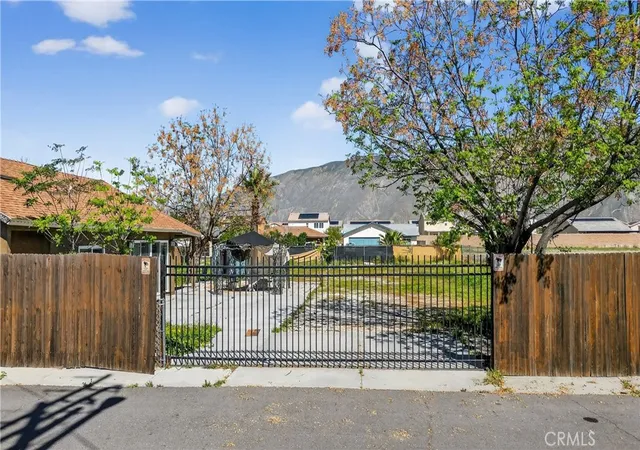 Homes for sale in San Jacinto, CA | 40560 Artesia, San Jacinto, CA 92583 | MLS# DW26005648