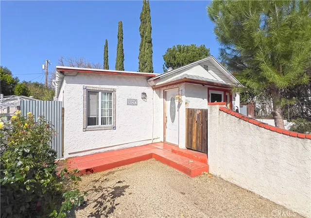 Photo 3 of Single family home for sale at 13217 Raven Dr, Sylmar, CA 91342 | MLS# DW26028323 | Listing updated on 2026-10-02