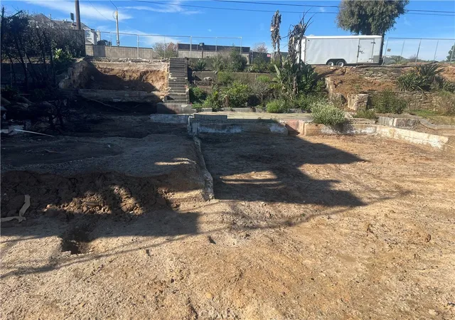 Photo 1 of Land for sale at 611 Erskine Dr, Pacific Palisades, CA 90272 | MLS# AR26029399 | Listing updated on 2026-03-17