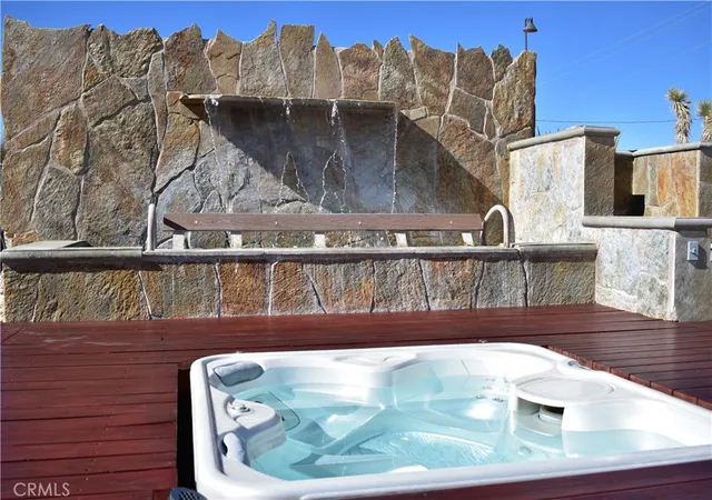Single family home for sale at 61611 Alta Loma Dr, Joshua Tree, CA 92252 | MLS# JT26029592 | Listing updated on 2026-03-31