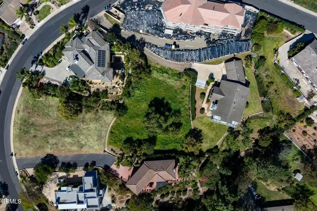 Photo 1 of Land for sale at 549 Glade Dr, Santa Paula, CA 93060 | MLS# V1-34572 | Listing updated on 2026-07-27
