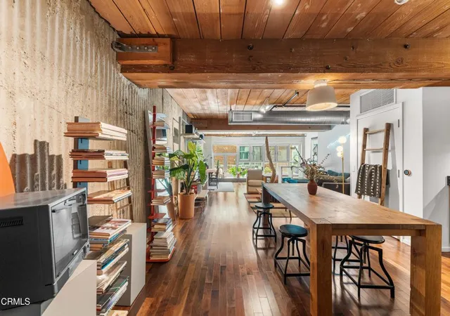 2nd image of 530 S Hewitt St #244, Los Angeles, CA 90013 | MLS# P1-25790