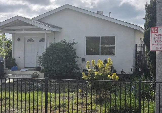 Homes for sale in Artesia, CA | 11562 181St, Artesia, CA 90701 | MLS# RS26028371