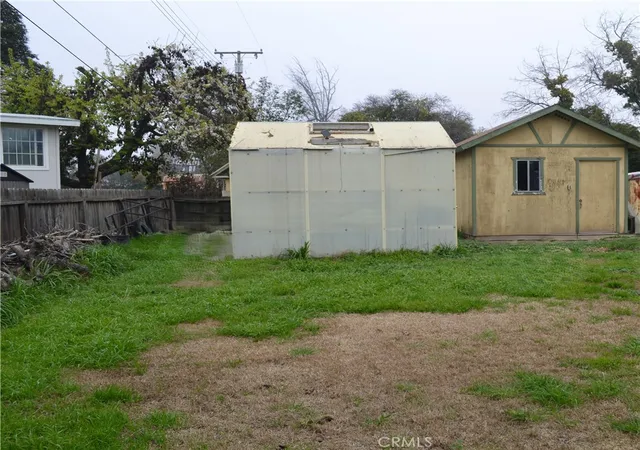 Homes for sale in Visalia, CA | 2327 S Garden St, Visalia, CA 93277 | MLS# MC26029935