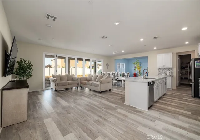 1st image of 30538 Oasis, Murrieta, CA 92563 | MLS# SW26029631