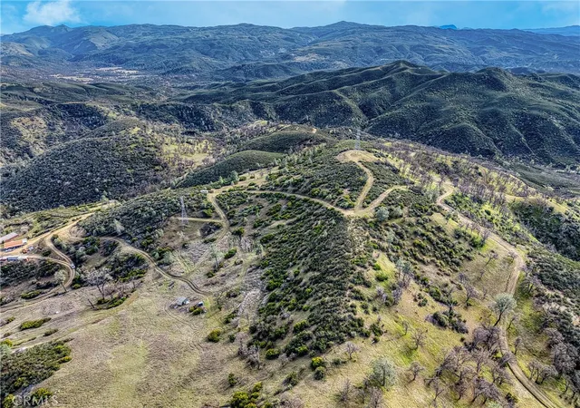 4th image of 162 Mule Skinner, Clearlake Oaks, CA 95423 | MLS# LC26030063