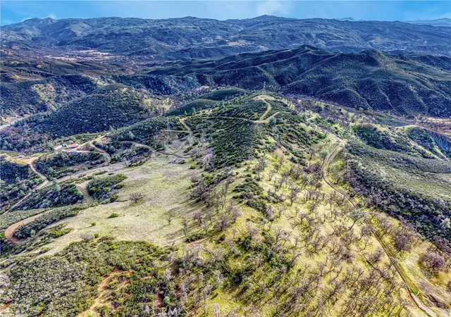5th image of 162 Mule Skinner, Clearlake Oaks, CA 95423 | MLS# LC26030063