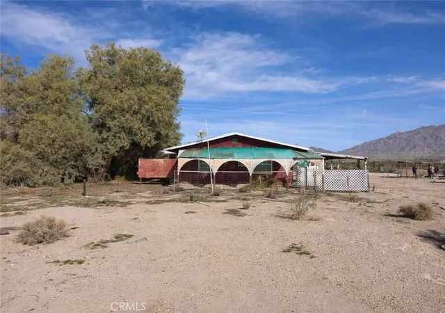 2nd image of 88020 Amboy, Twentynine Palms, CA 92277 | MLS# IG26030088