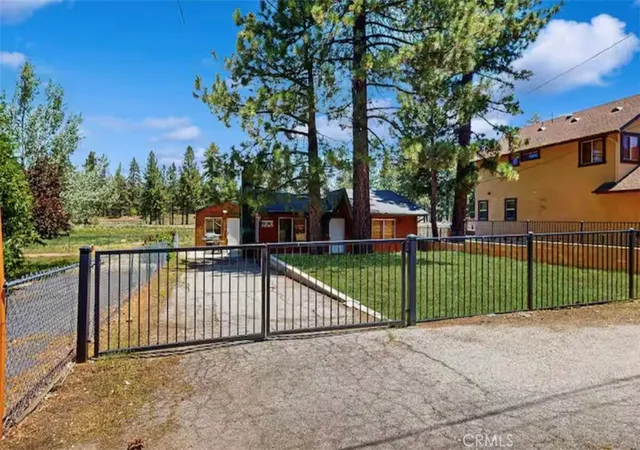 2nd image of 665 Metcalf, Big Bear Lake, CA 92315 | MLS# IG26029561