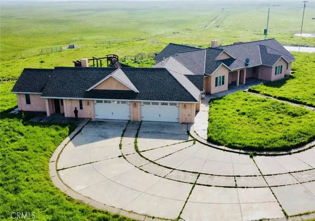 1st image of 20552 Buchanan Hollow Rd, Le Grand, CA 95333 | MLS# MC26028764