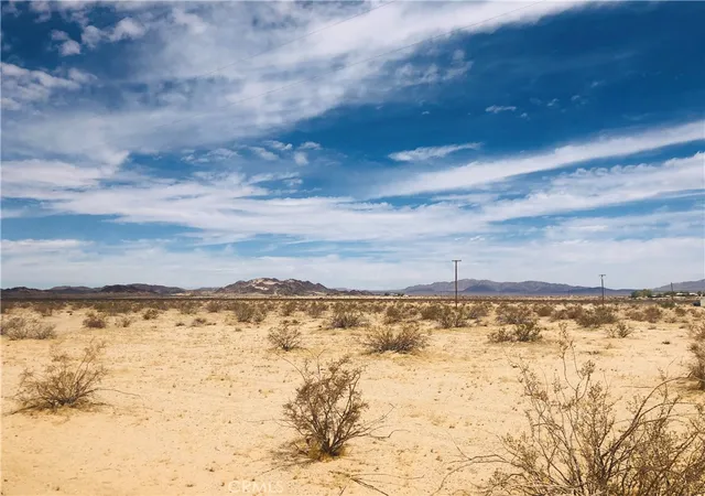 Homes for sale in 29 Palms, CA | 2 Mesa, 29 Palms, CA 92277 | MLS# JT26030287