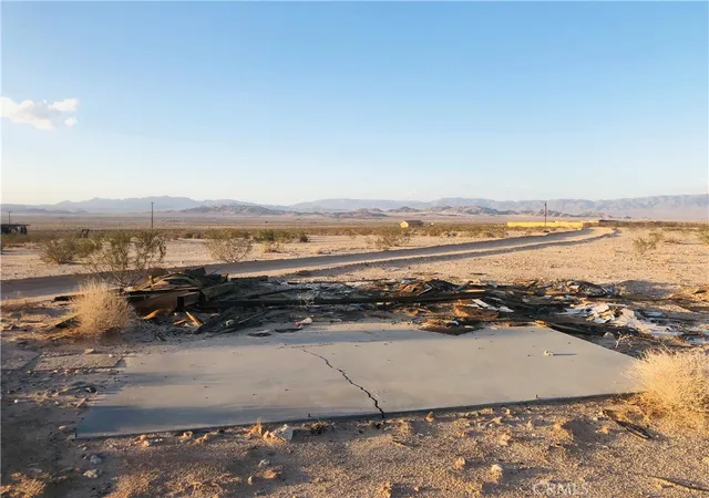 Homes for sale in 29 Palms, CA | 5 Marilane Ave, 29 Palms, CA 92277 | MLS# JT26030297